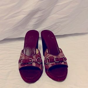 Coach Chrissie Maroon Suede Wedge Sandals Shoes Sz 8.5